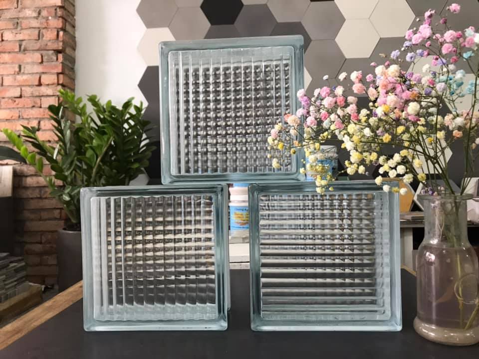 Gạch kÍnh lấy sáng Thái Lan 